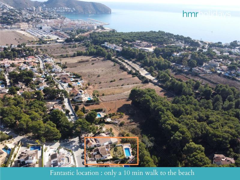 Villa la Siesta by HMR Holidays - image 24