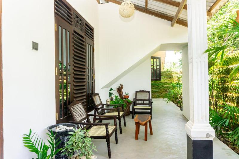 River Island Villa - image 11