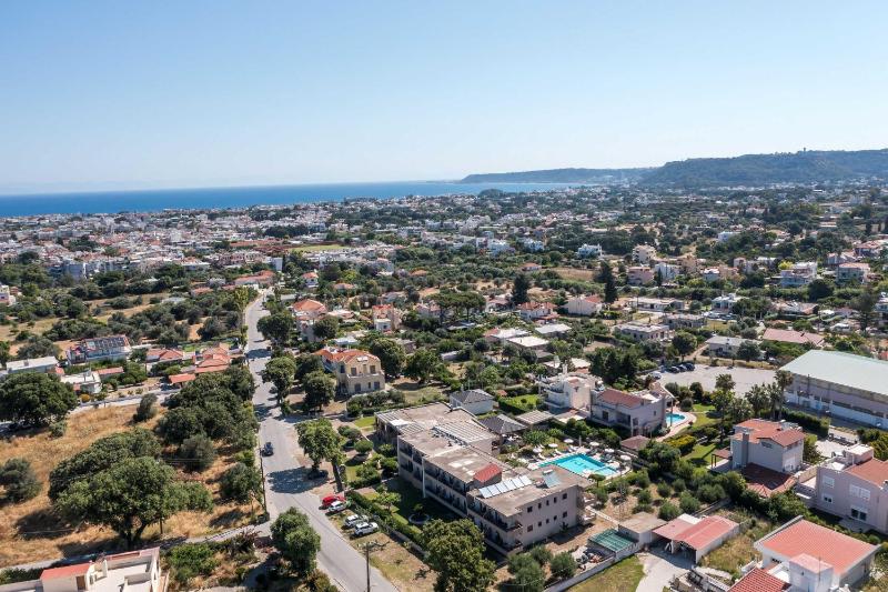 Santa Helena Hotel - image 7