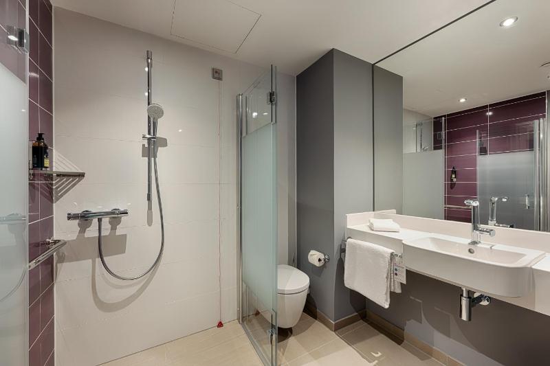 Premier Inn Düsseldorf City Friedrichstadt - image 24