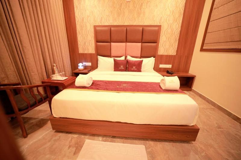 LUMARISE Hotel - image 1