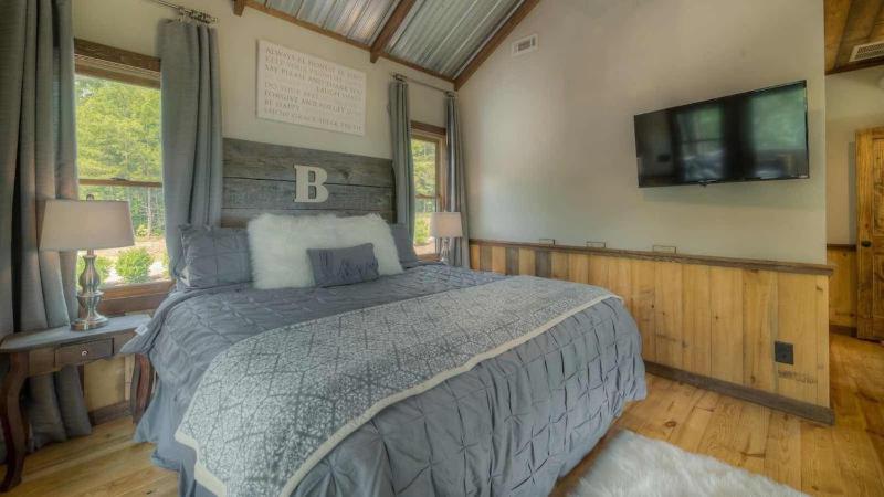 Five Star Lodge - image 31