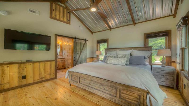 Five Star Lodge - image 29
