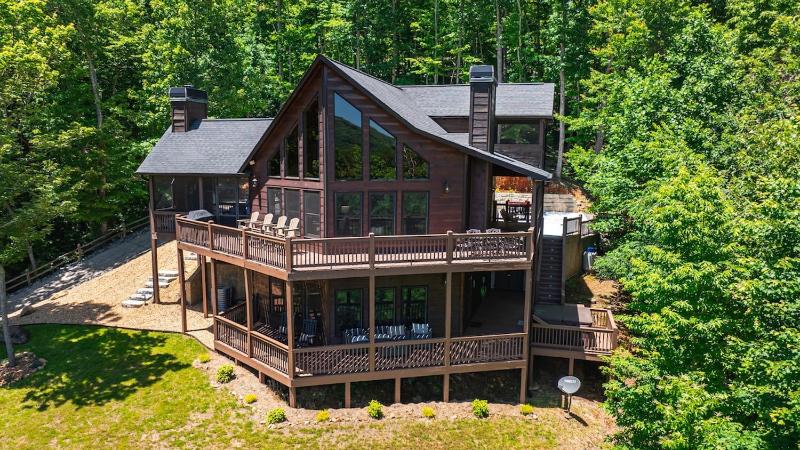Mountain Dream Lodge - image 1