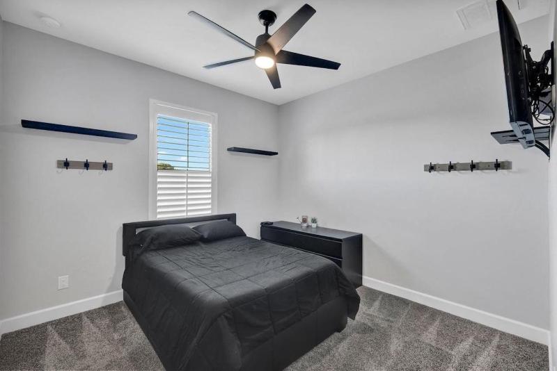 Saltwater Playhouse 1005 - image 29