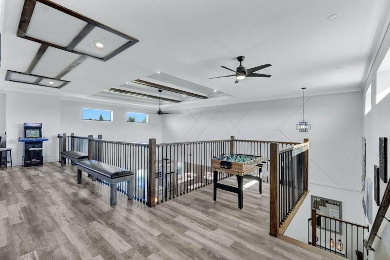 Saltwater Playhouse 1005 - image 32