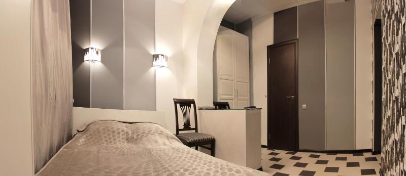 Classic Double Room image 3