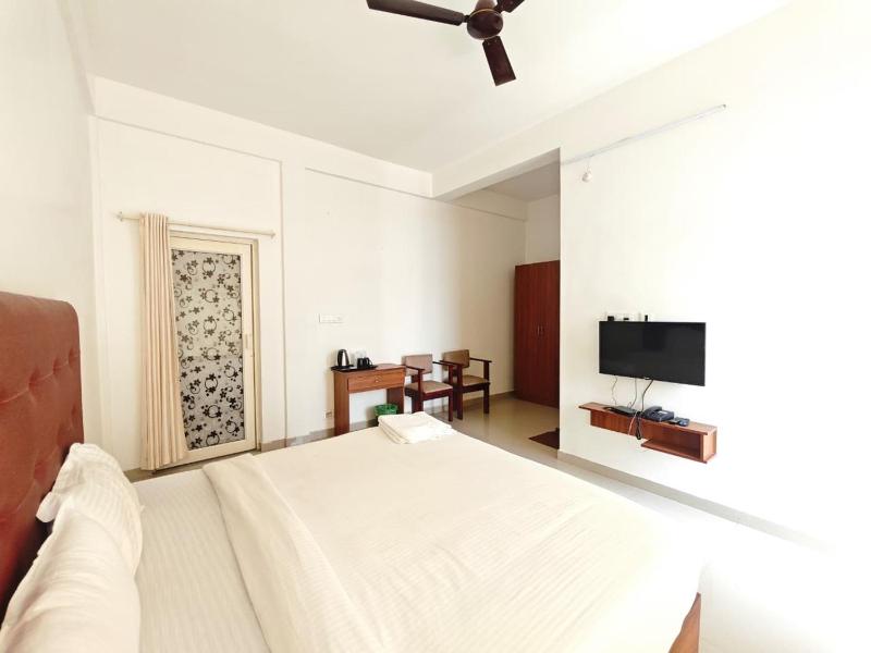 Suite Stayz with balcony in Munnar - image 28