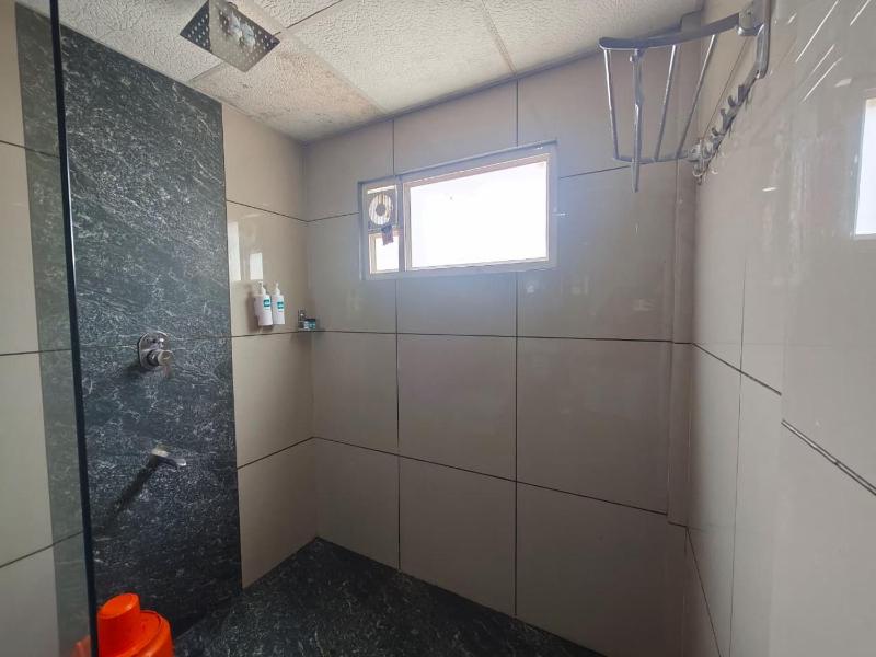 Suite Stayz with balcony in Munnar - image 11