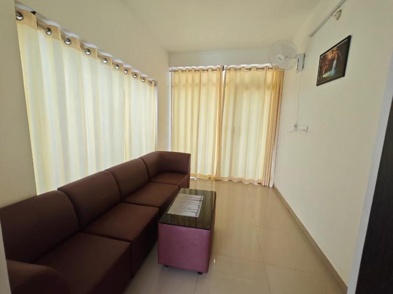 Suite Stayz with balcony in Munnar - image 4