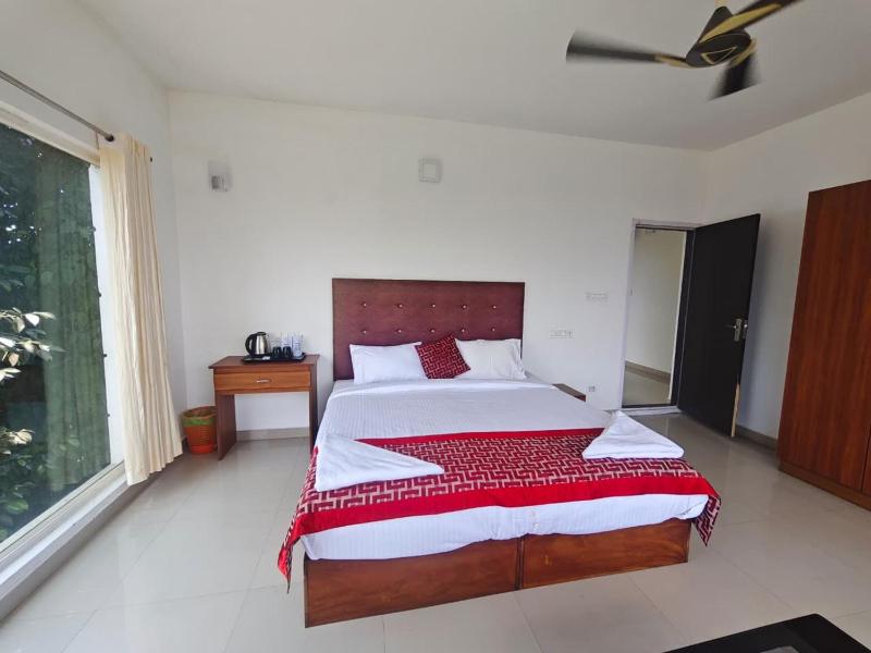Suite Stayz with balcony in Munnar - image 12