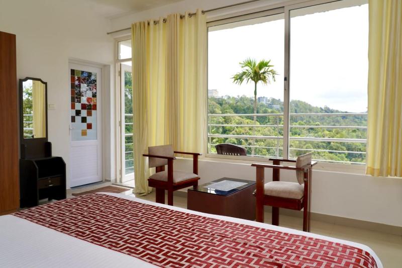 Suite Stayz with balcony in Munnar - image 15