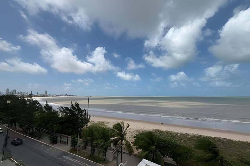 Apartamentos/Flats à beira-mar em João Pessoa - image 15