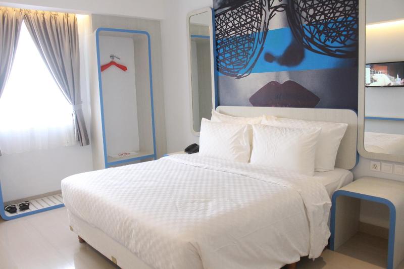 Uniq Hotel - image 6