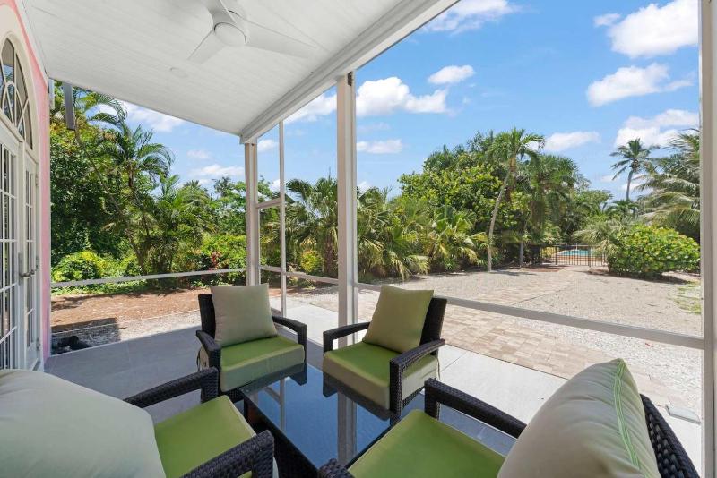 Waterfront Pink House with Private Dock & Pool - image 15