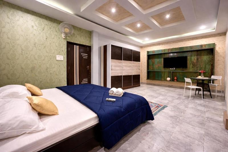 Private Suite Royal Manor Guwahati - image 7