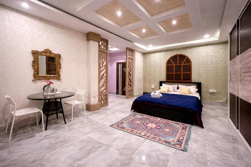 Private Suite Royal Manor Guwahati - image 10