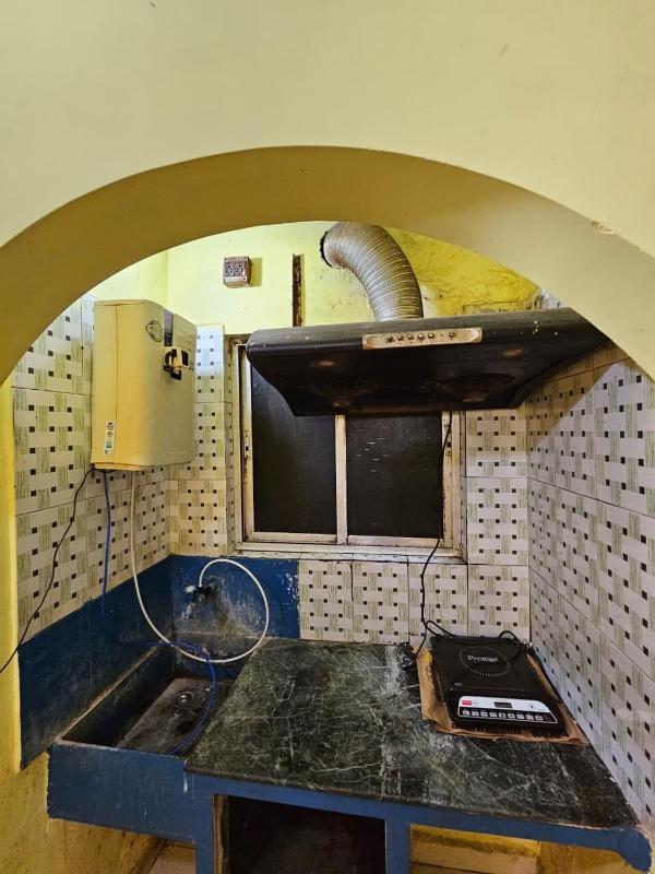 The Budget Nest Perfect for Couples & Friends - image 1