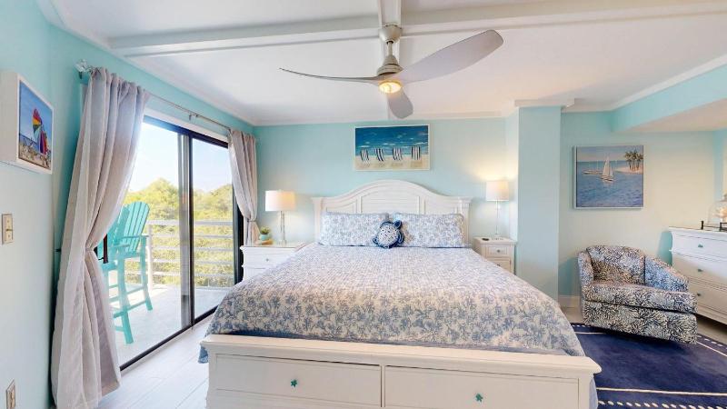 2415 Villamare - image 36