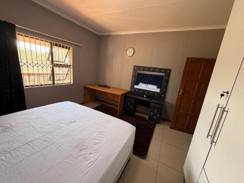 The Marina Suite - image 14