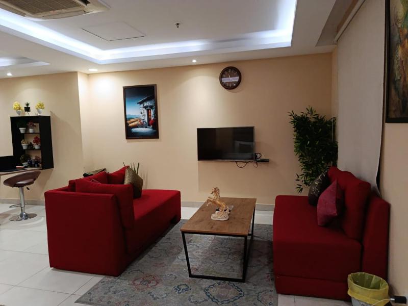 Experience The Art of Luxury living in Gold Crest Mall DHA Lahore - image 13