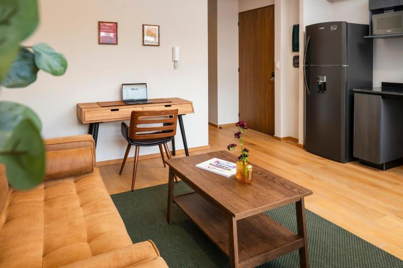 Contemporary Escape in Roma Norte - image 7