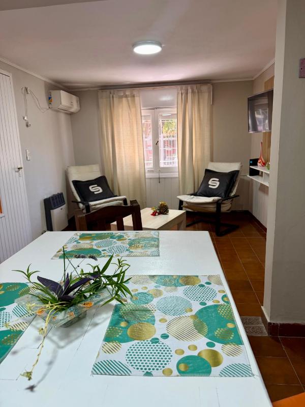 Casa en el Centro con Cochera Dos habitaciones - image 8