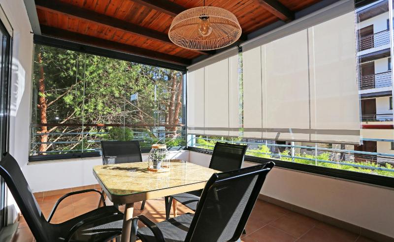 A16 - Bright Breeze Lagos Apartment - image 12