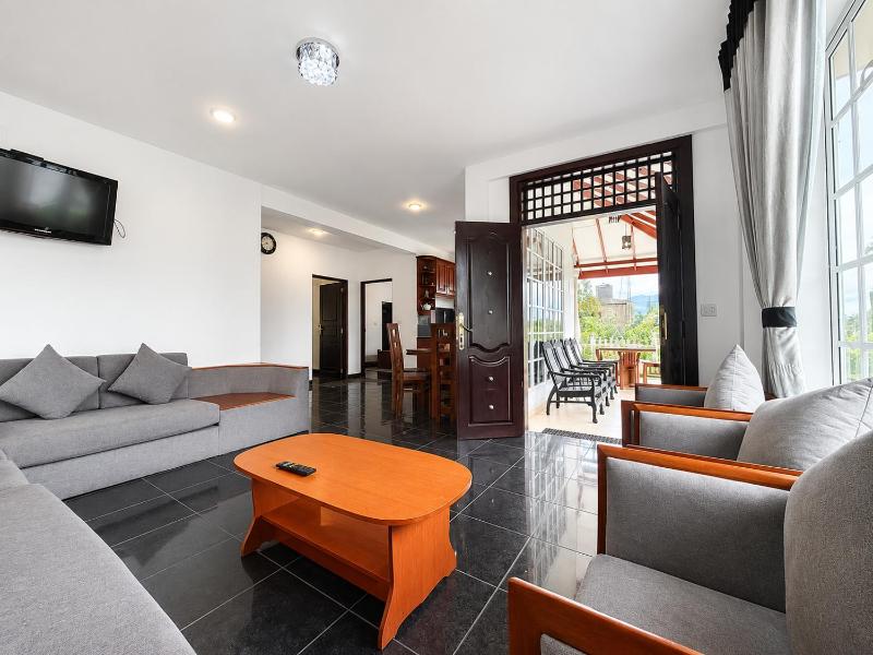 Villa Grand Mellow Lake View - image 6