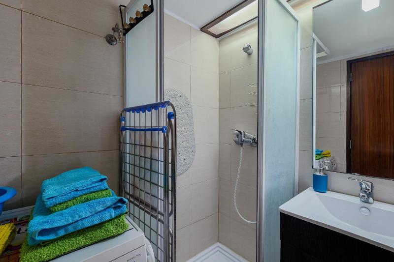 Small Apartment By The Beach - image 15