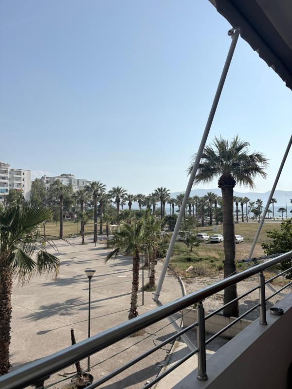 Meli Seaside Apartments - image 12