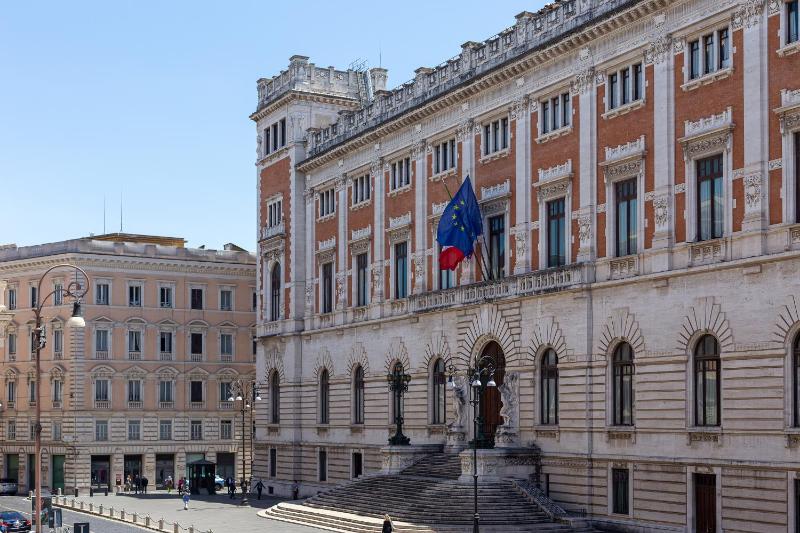 iFlat Luxurious home in Piazza del Parlamento - image 12