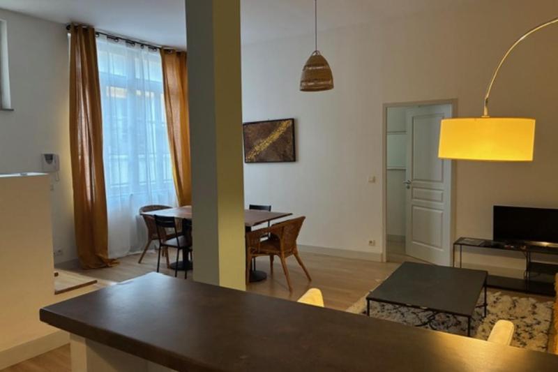 Roof terrace apartment in Avignon - image 4