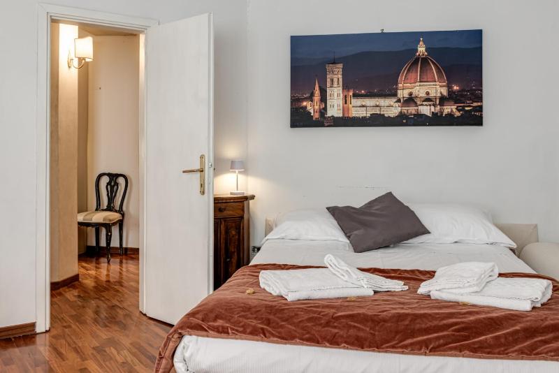 Nigra - Sweet Dreams in Florence - image 7