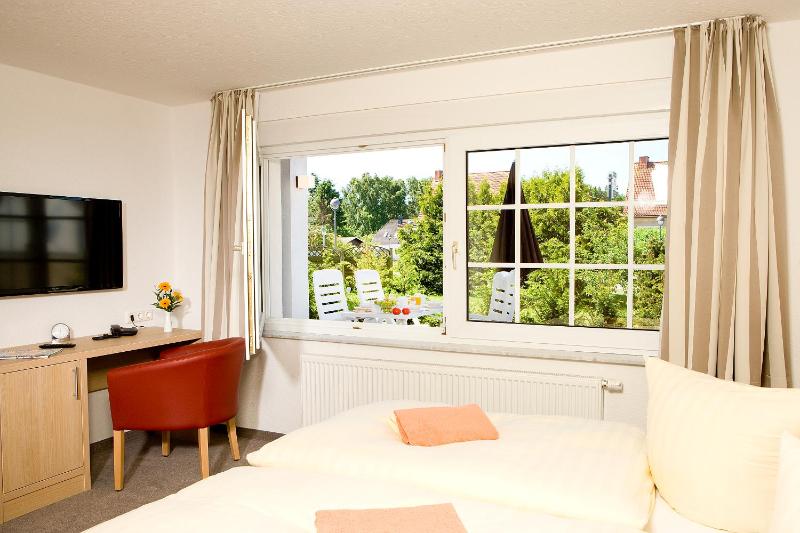 Two-Bedroom Apartment with Terrace image 4