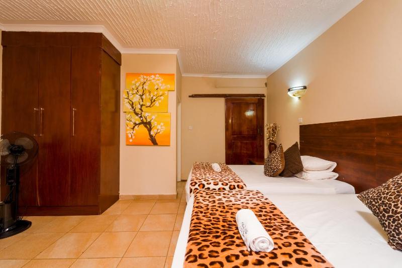 Guest Paradise Lodge - image 12
