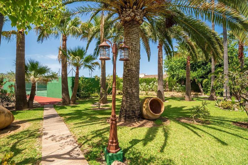 Can Tirenet by Sealand Villas - image 34