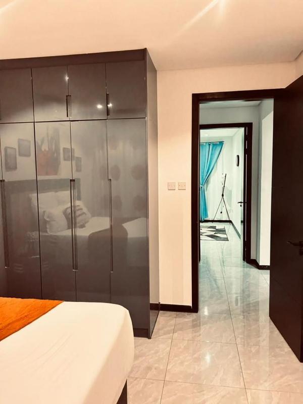Platinum apartments - image 12