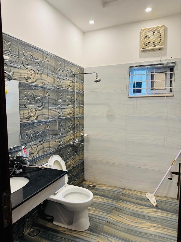 F10 Executive Guest House - image 7
