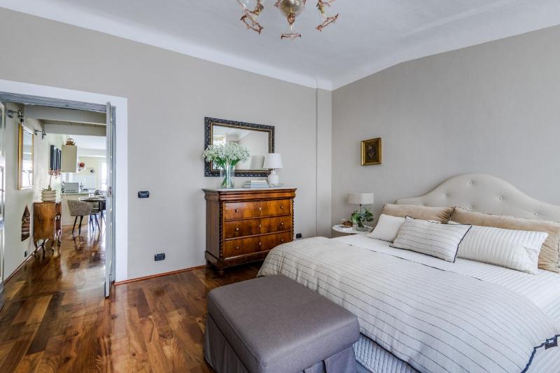 Fatinelli 10 A Charming Abode With Terrace - image 16