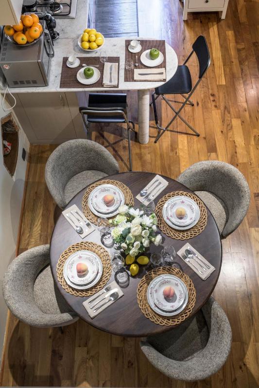 Fatinelli 10 A Charming Abode With Terrace - image 10