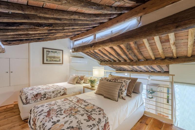 Fatinelli 10 A Charming Abode With Terrace - image 17