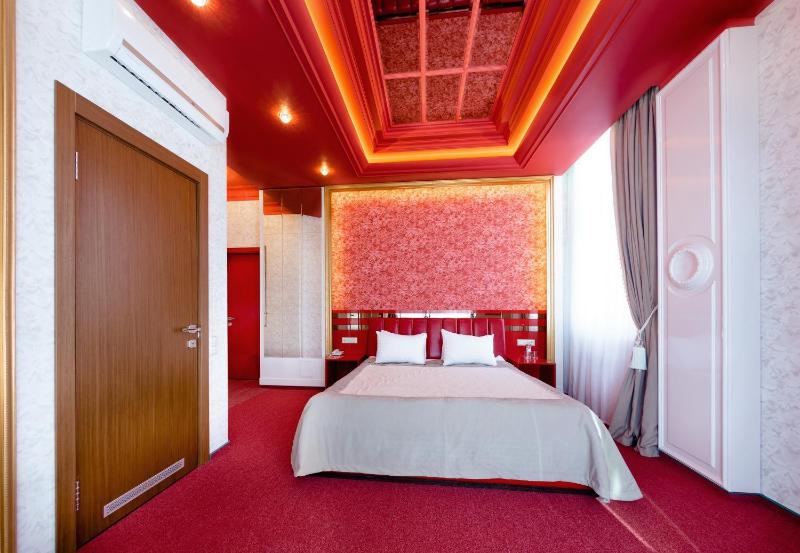 Suite image 2