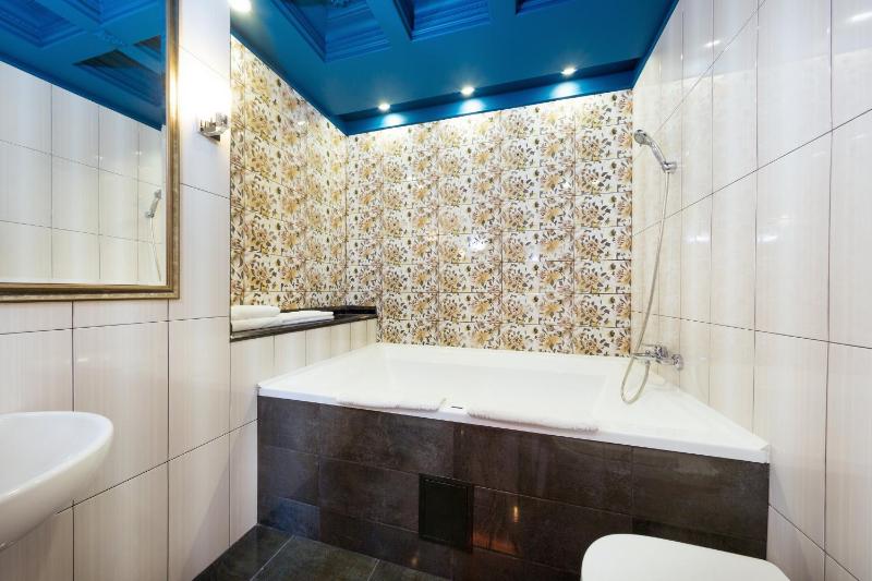 Suite image 3