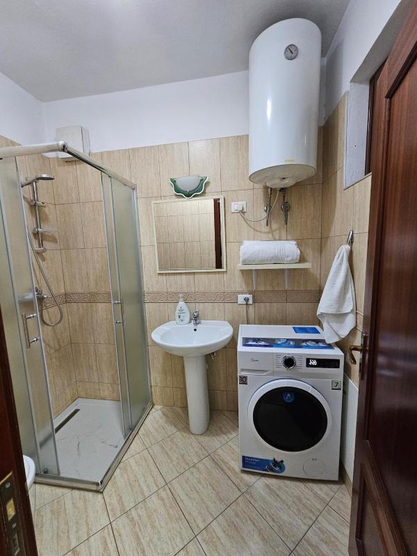 Xplore Xpress Center spacious apartment - image 13