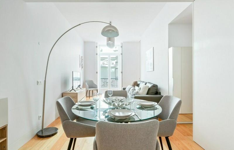 Spacious 1 Bedroom Apartment near Baixa - image 8