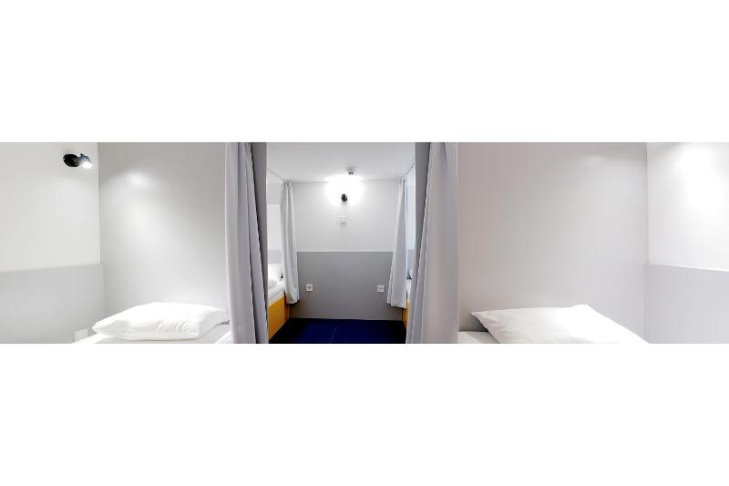Bed in 10-Bed Female Dormitory Room image 2