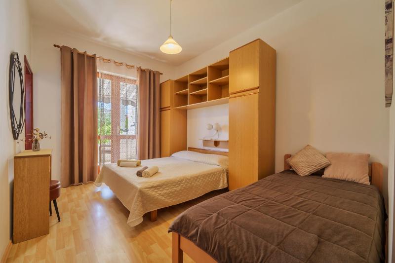 Apartment Smiljana - image 2