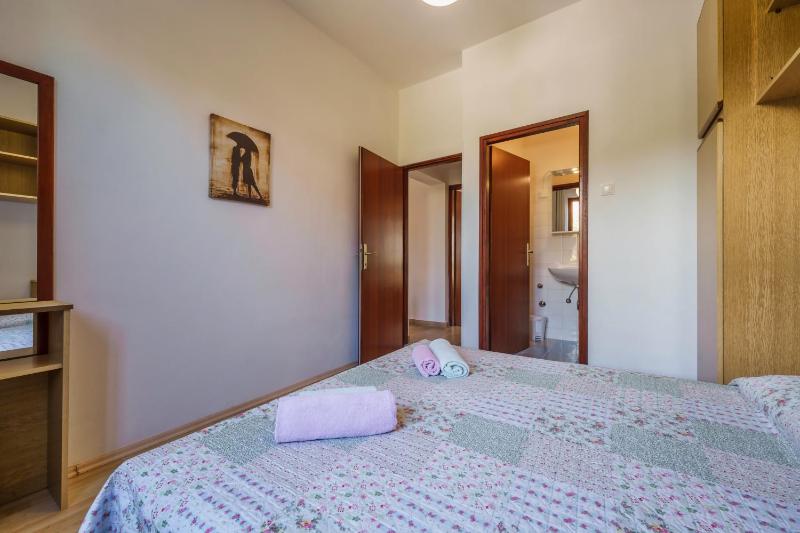 Apartment Smiljana - image 23