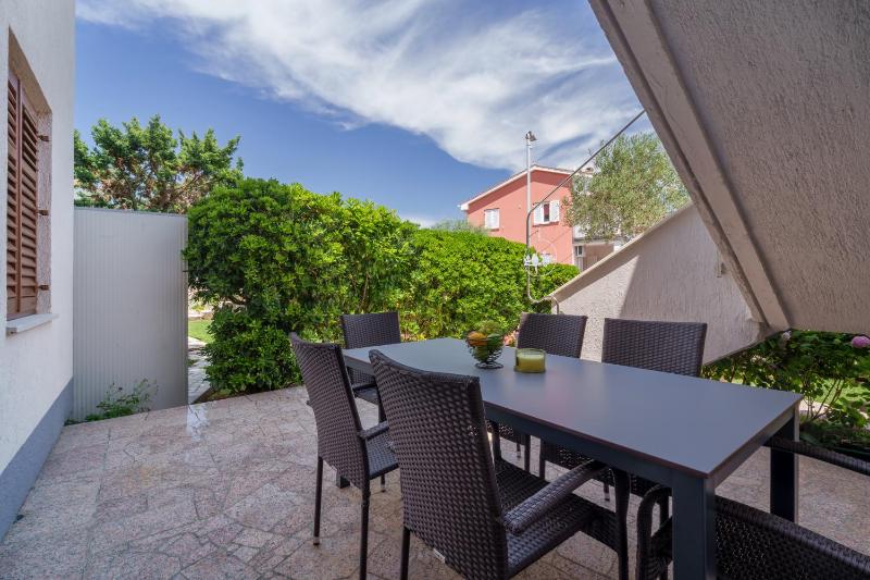 Apartment Smiljana - image 16